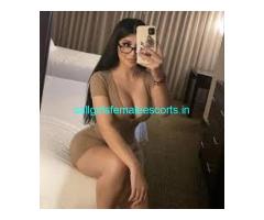 Call Girls In East Of Kailash (Delhi) 9999815811 Call Girls Service
